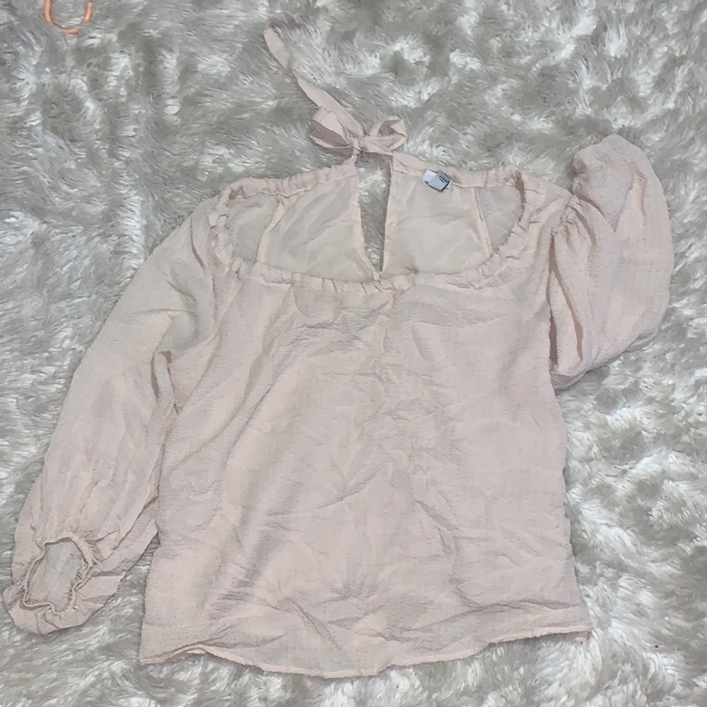 Women’s cream blouse
